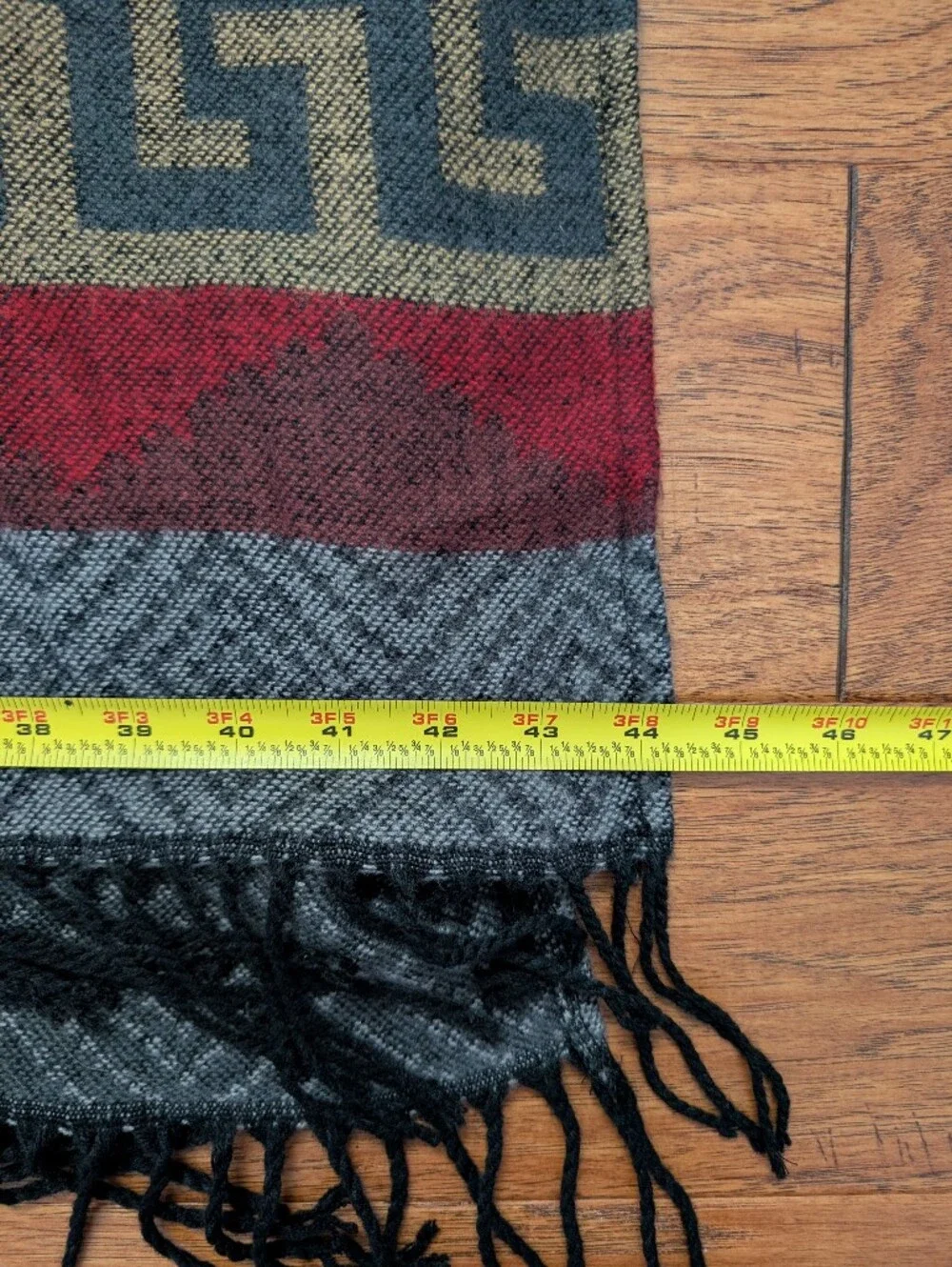 NWT Hollister Women's Red and Gray Geometric Fringe Poncho Size Medium/Large